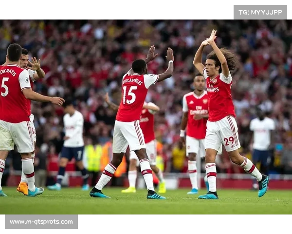 奥利斯10球并列射手榜第二，拜仁边路威胁升级